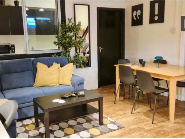 Studio to rent in Bluebell, North Tipperary