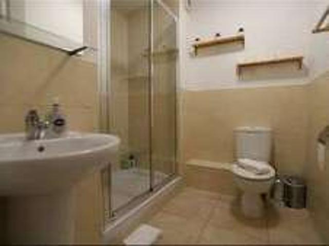 Studio to rent in Dublin 1, Bluebell