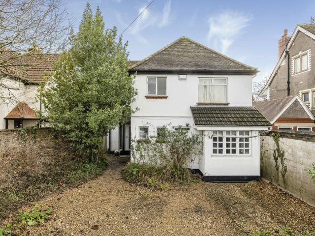 Studio for rent in Berrick Salome, Oxfordshire