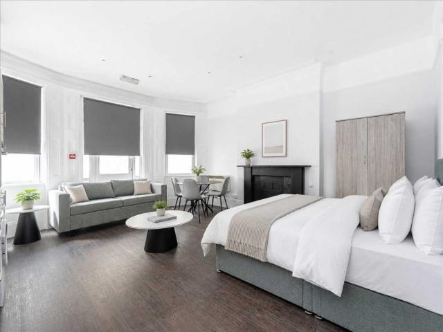 Studio for rent in Kemptown, Brighton & Hove