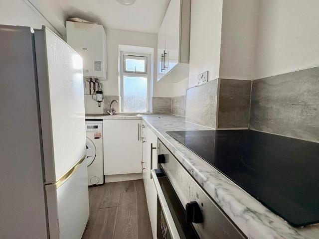 Studio for rent in London Borough of Ealing, Park Royal