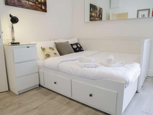 Studio to rent in Bluebell, North Tipperary