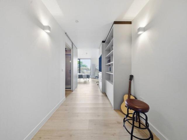 Studio for rent in Wealdstone, Isle Of Man