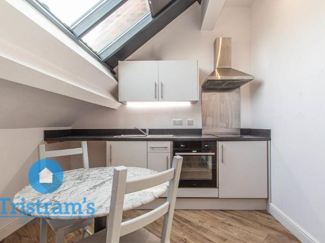 Studio for rent in St Ann's, Haddon