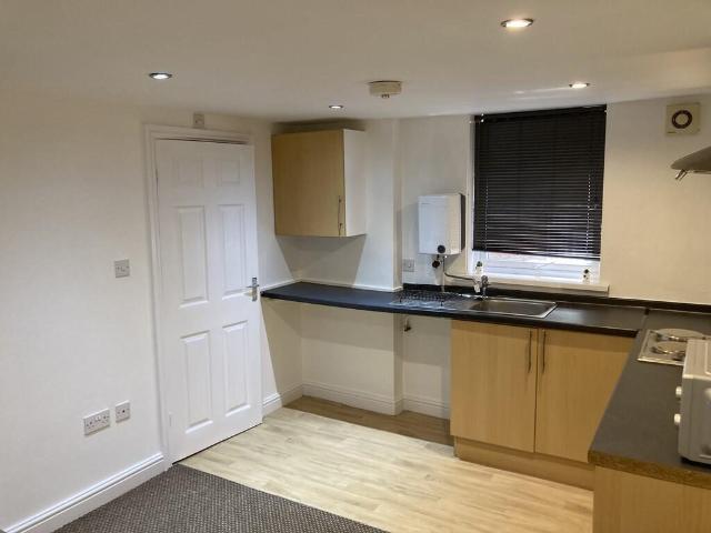 Studio for rent in Stone, Baswich