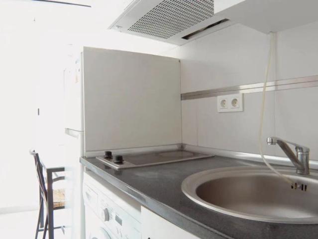 Estudio en alquiler en Salamanca, Madrid