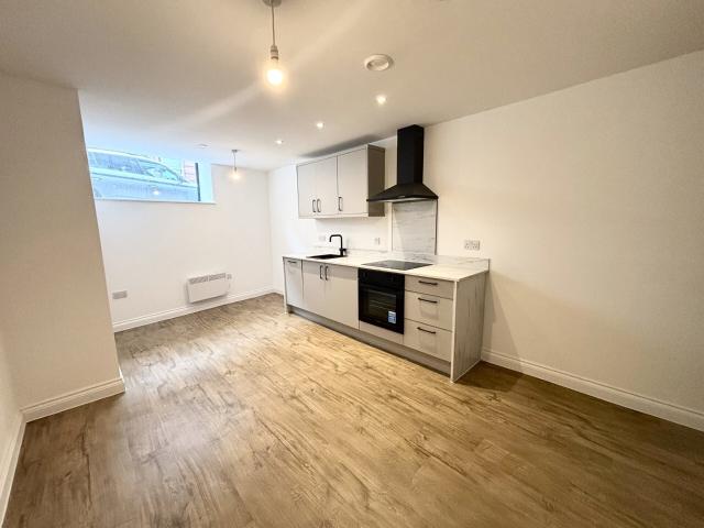 Studio for rent in City Centre, South Yorkshire