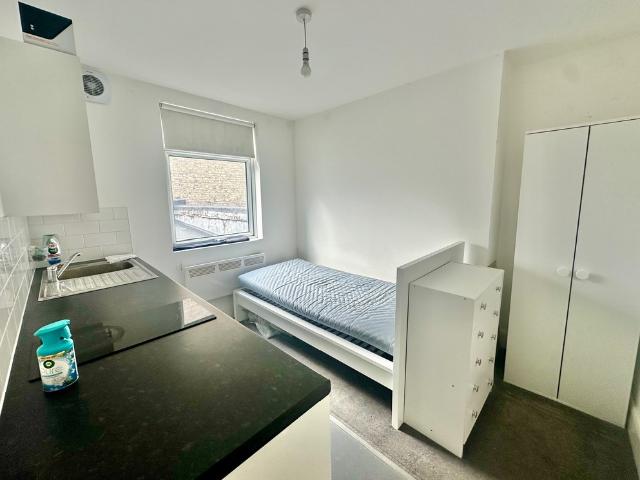Studio for rent in Harringay, Greater London