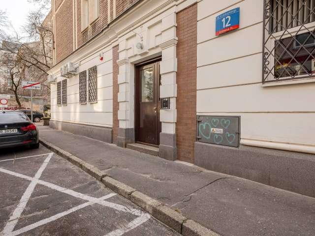 Kawalerka do wynajęcia w Warszawa, Mazowieckie