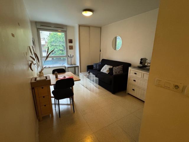 Studio location à Le Raincy, Rosny-sous-bois