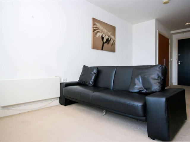 Studio for rent in Ladywood, West Midlands