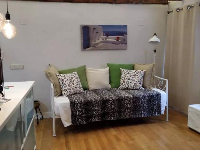 Estudio en alquiler en Salamanca, Madrid