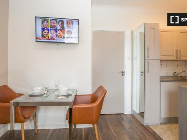 Studio to rent in Dublin