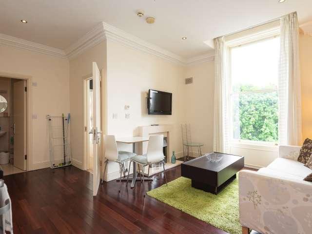 Studio to rent in Bluebell, North Tipperary