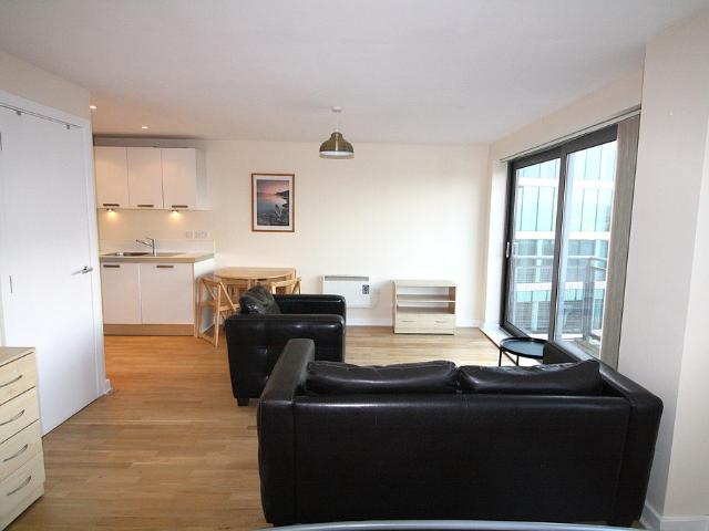 Studio for rent in City Centre, South Yorkshire