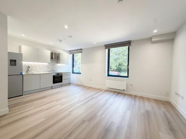 Studio for rent in Cowley, Greater London