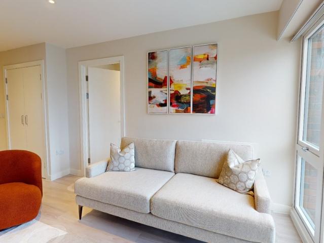 Studio for rent in City Centre, Isle Of Man