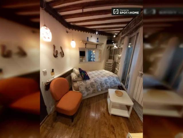 Estudio en alquiler en Recoletos, Madrid