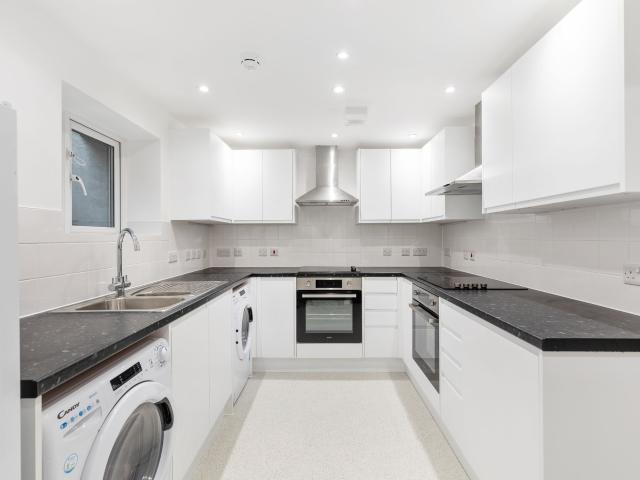 Studio for rent in North Watford, Hertfordshire