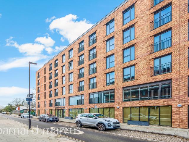 Studio for rent in London Borough of Hounslow, Feltham