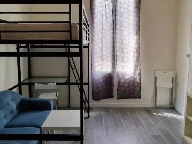 Studio location à L'Haÿ-les-Roses, Villejuif