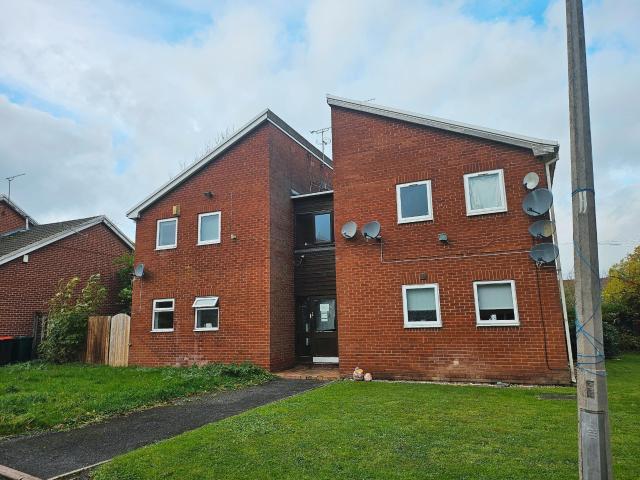 Studio for rent in Two Mills, Cheshire
