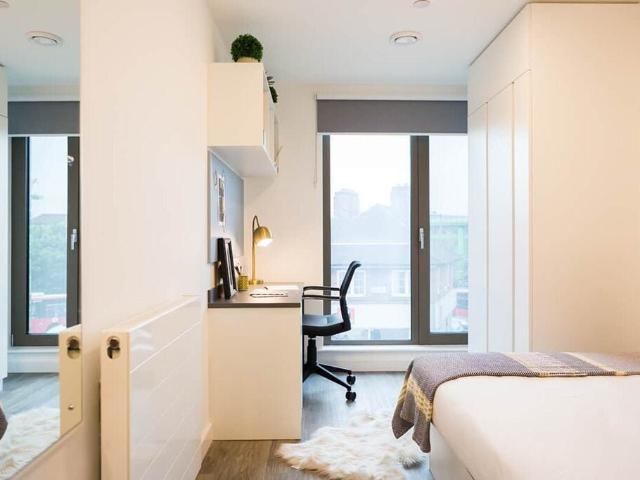 Studio for rent in Shepherd's Bush, Greater London