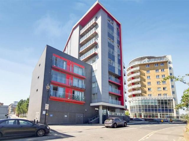 Studio for rent in Old Ford, Bow