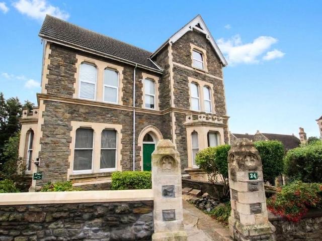 Flat for sale in Walton Park, Clevedon