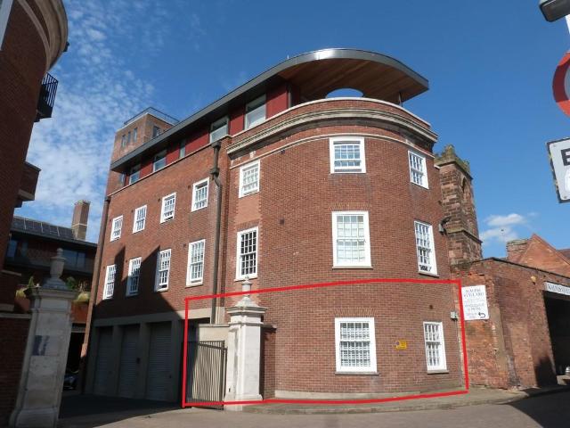 Flat for sale in St Clements, Worcestershire