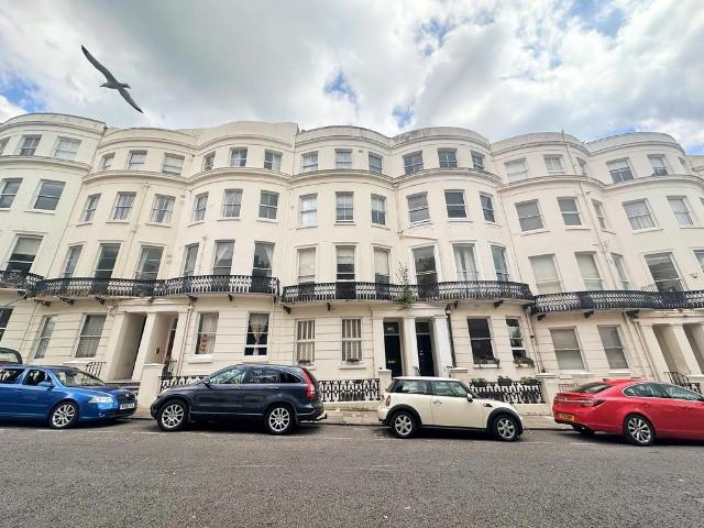 Flat for sale in Brunswick