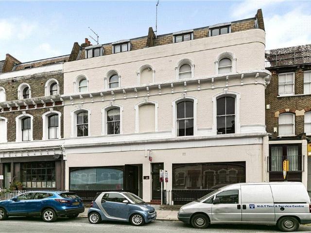 Flat for sale in Brook Green, Greater London