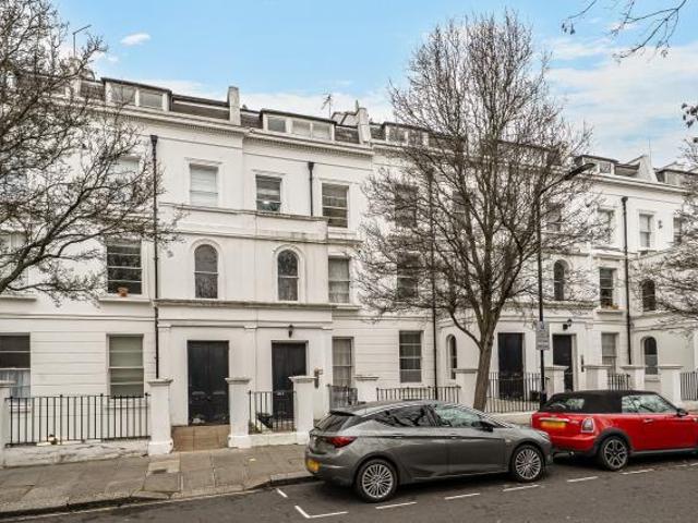 Flat for sale in Maida Vale, Greater London