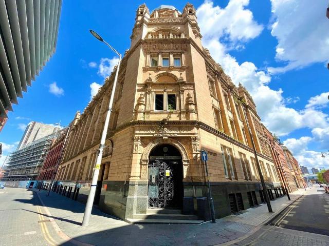 Flat for sale in St Matthew's, Old Wharf