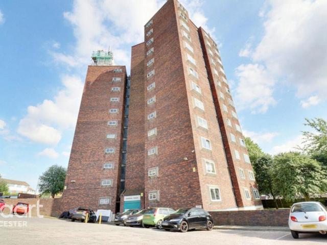 Flat for sale in Old Wharf, City Of Leicester
