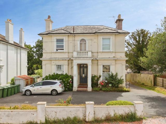 Flat for sale in St James, Sandown Park