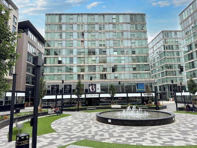 Flat for sale in Milton Keynes