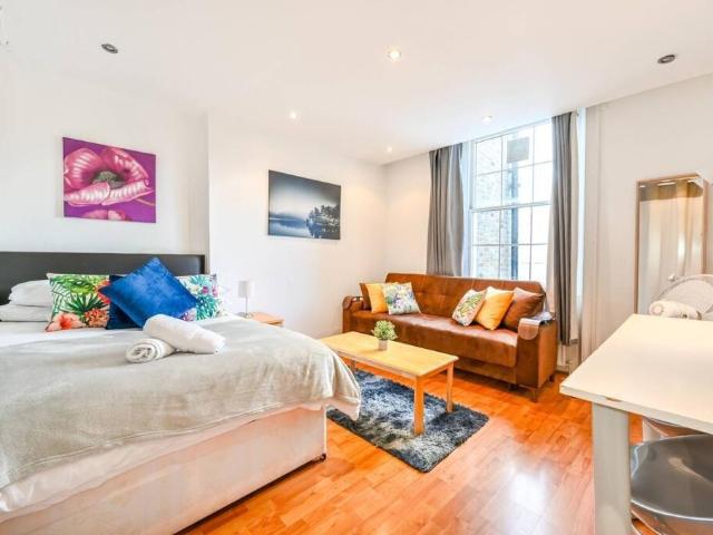Flat for sale in City of Westminster, Greater London