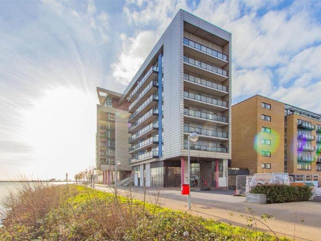 Flat for sale in Cardiff International Sports Village, Falcon Lodge