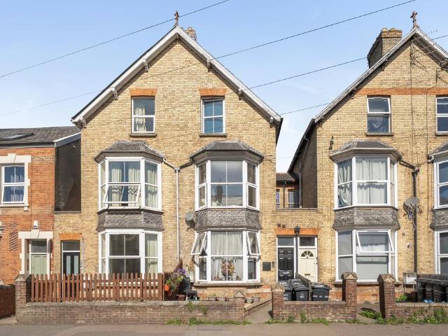 Flat for sale in Rumwell, Somerset