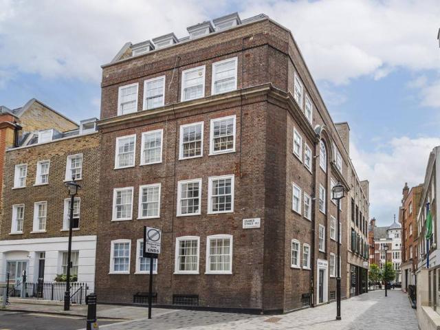 Flat for sale in Marylebone, Greater London