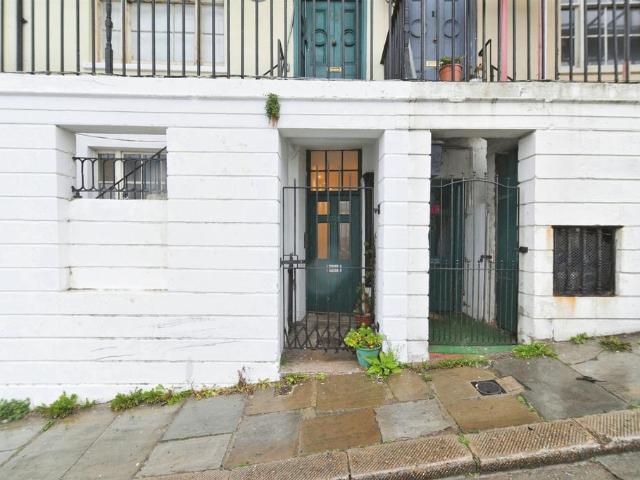 Flat for sale in St Leonards, Hastings