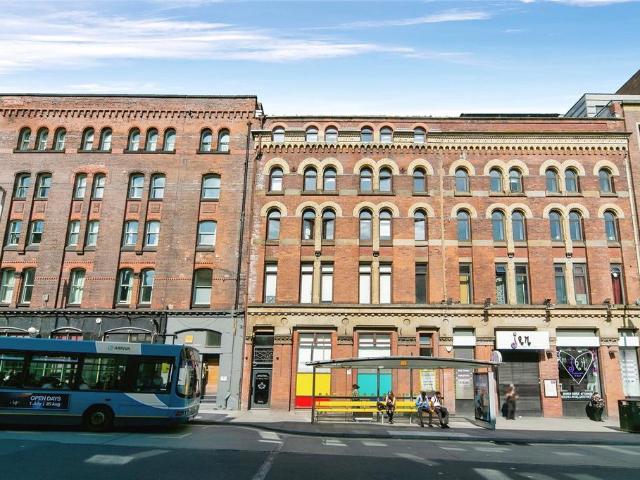 Flat for sale in City Centre, Calderstones