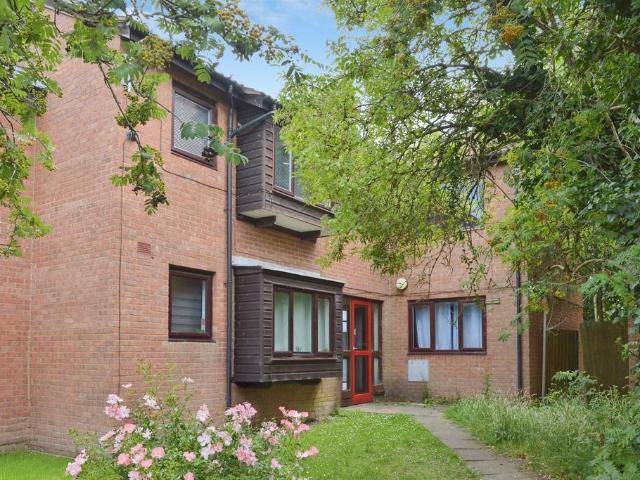 Flat for sale in Old Wolverton, Milton Keynes