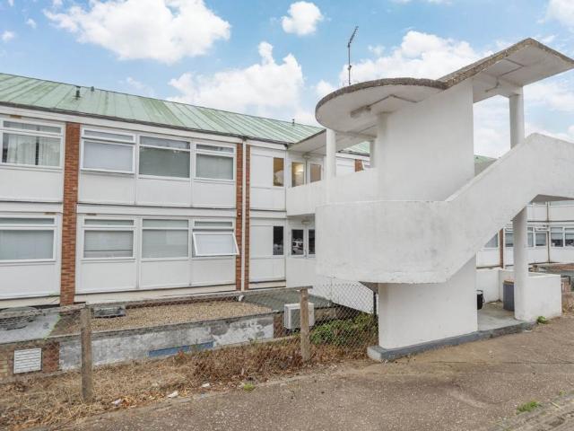 Flat for sale in Earlham Rise, East Bank