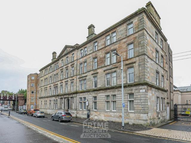 Flat for sale in Hutchesontown, Gorbals