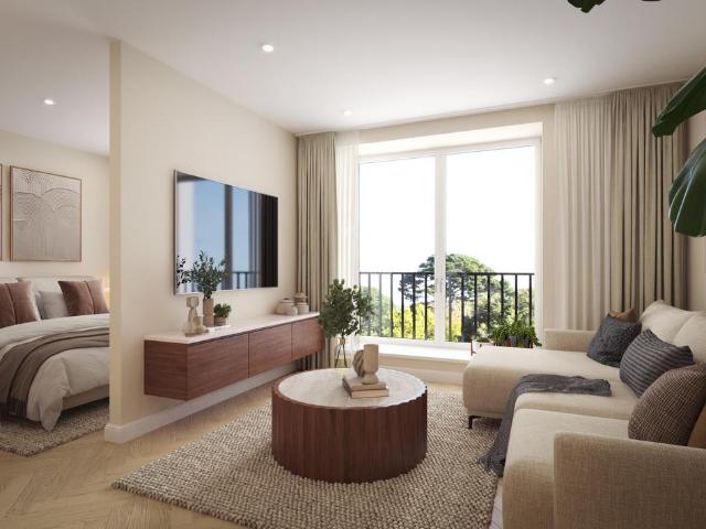 Flat for sale in Epsom, Surrey