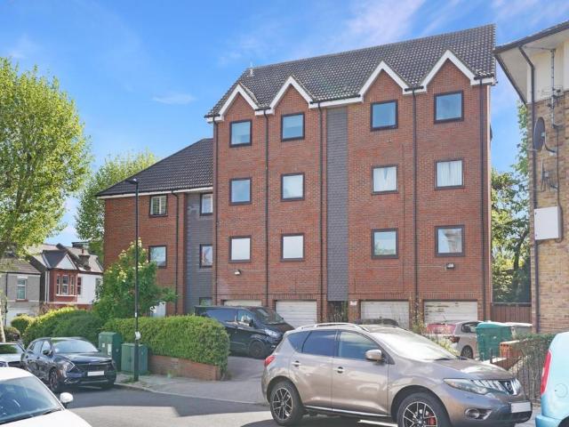 Flat for sale in West Norwood, Isle Of Man