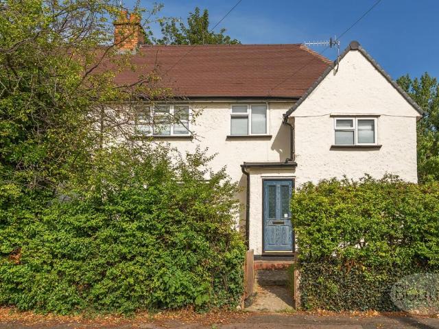 Flat for sale in Guildford Park, Westborough