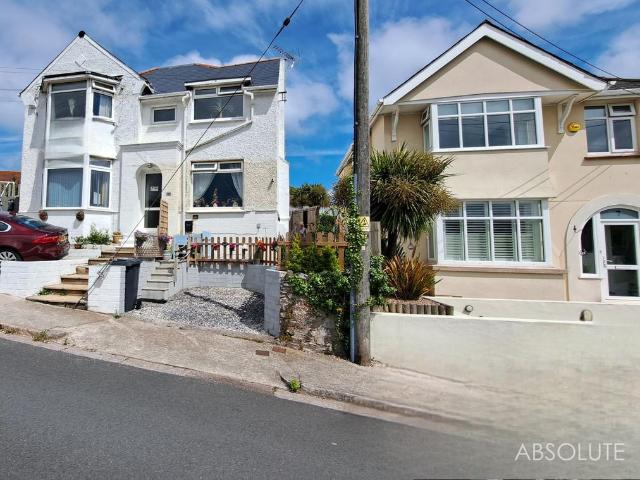 Flat for sale in Three Beaches, Livermead